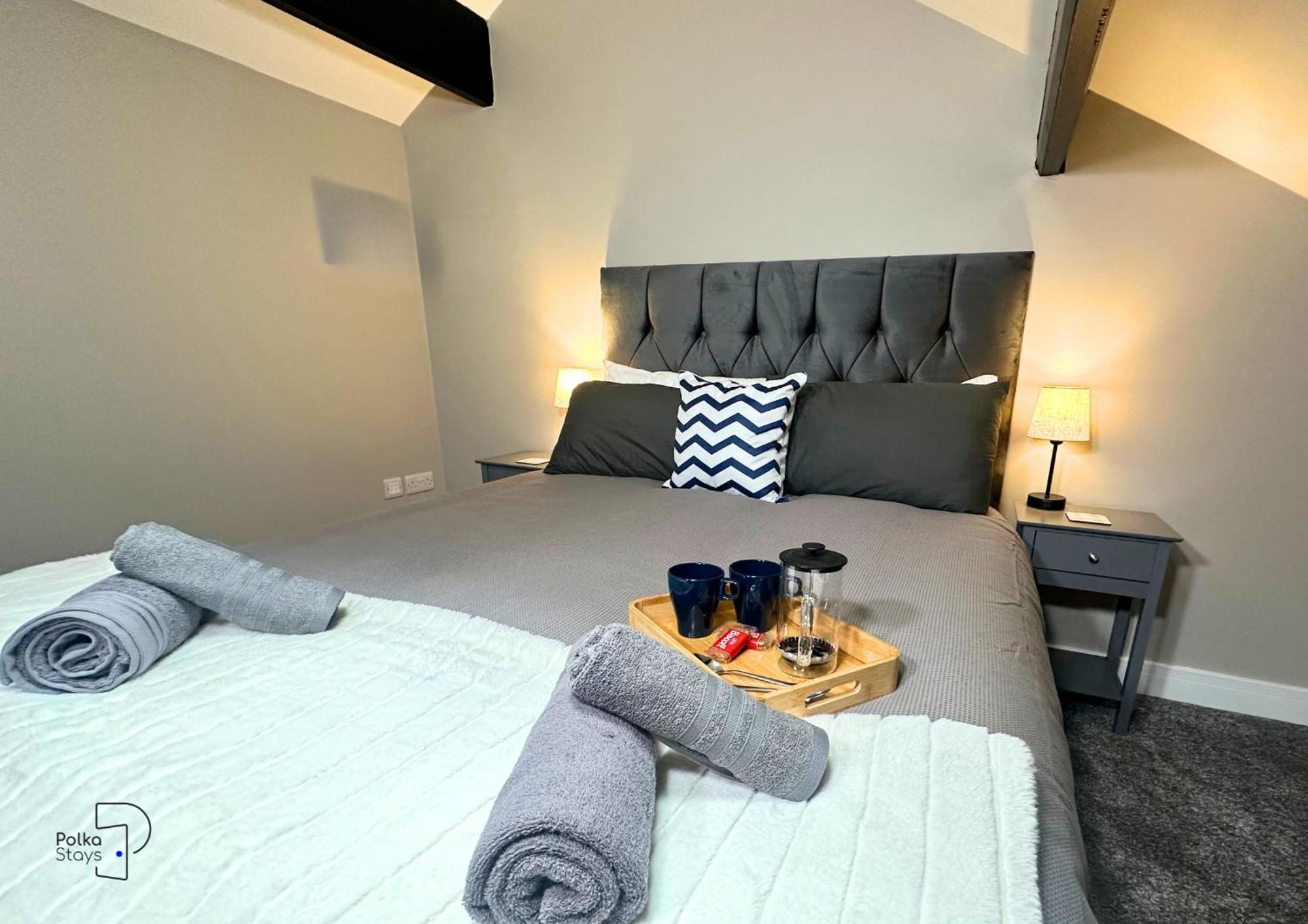 Hanley, Stoke - Modern Spacious Apartments By Polkastays Exterior photo
